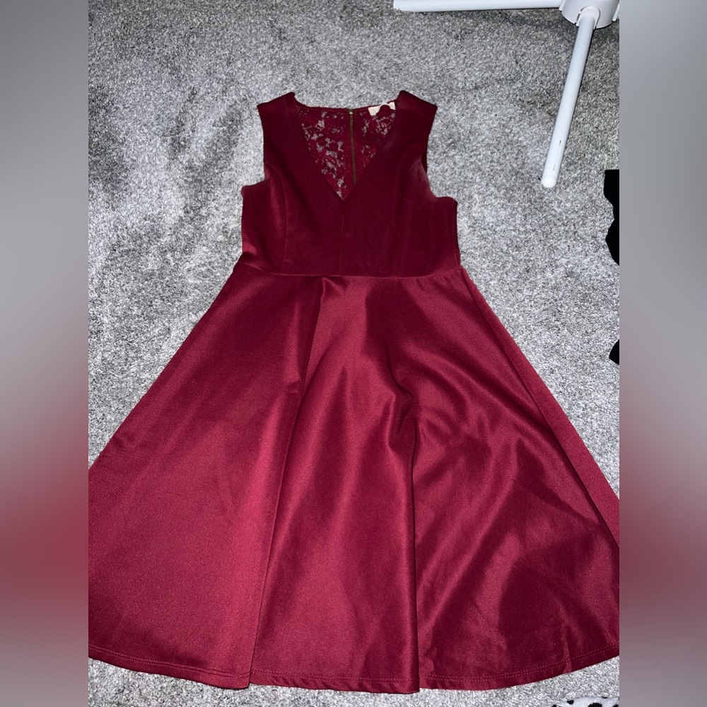 hey girlies i’m looking to sell some of my old middle school/high school dresses